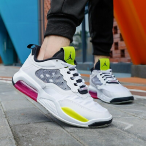 Alternative view of Giày Nike Jordan Air Max 200 'Vibrant' CD6105-102