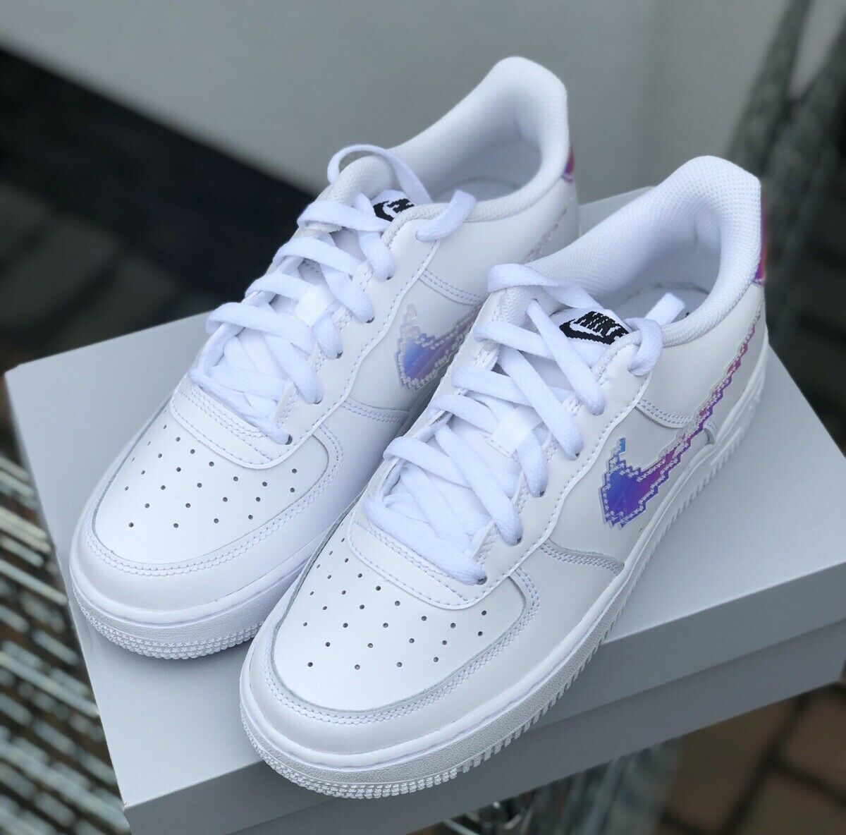 Nike Air Force 1 LV8 Digital Swoosh, CW1577-100