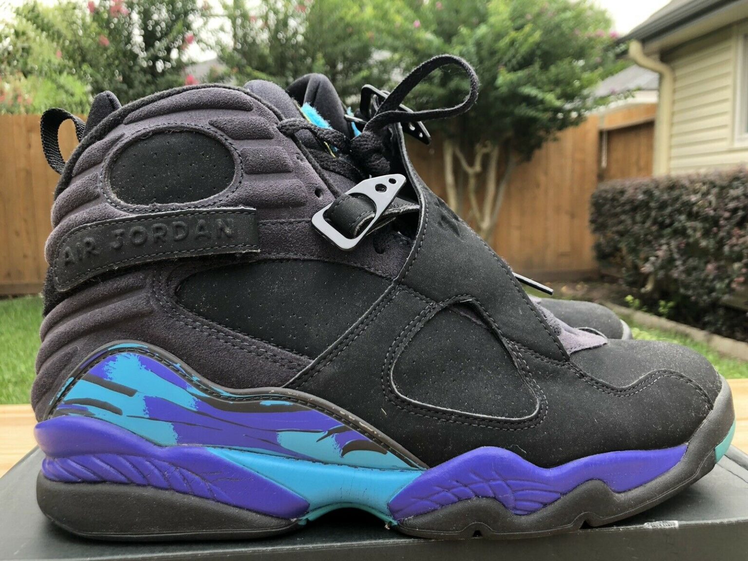 Giày Jordan 8 chính hãng