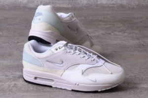 Giay Nike Air Max 1 'Hangul Day' DZ5317-121