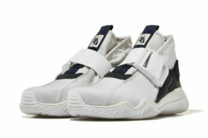 Alternative view of Giày Nike Komyuter 'Desert Sand Obsidian' AA2211-003