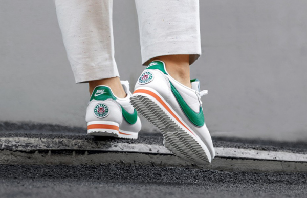 Giày Nike Stranger Things x Cortez 'Hawkins High' CJ6106-100 - Hình ảnh 7