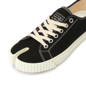 Giay Maison Margiela Horsebit 'Black White' S37WS0578-P4291-H0958