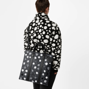 Tui Louis Vuitton x YK Sac Plat Bag 'Black Silver' M46404