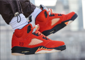 Giay Nike Air Jordan 5 Retro 'Dunk on Mars' DD9336-800