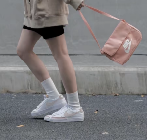 Giay Nike Blazer Low 77 'Pale Coral' DC4769-108