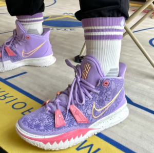 Giay Nike Kyrie 7 Daughters Azurie 'Purple' CQ9327-501