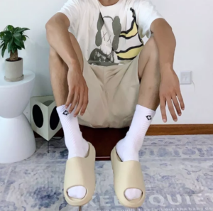 Dep Adidas Yeezy Slide 'Bone' 2022 FZ5897