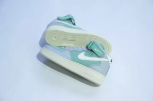 Giay Nike Air Force 1 Mid LX 'Enamel Green' DQ8766-002