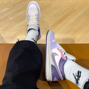 Giay Nike Air Jordan 1 Low 'Pastel Purple' DZ2768-651