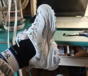 Alternative view of Giày Skechers D'Lite 1.0 'Gray' 13144-WMLT