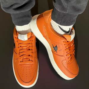 Giay Nike Air Force 1 Low ’07 LV8 ‘Sun Club’ DM0117-800