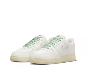 Giay Nike Air Force 1 Low Bijou 'Gold' DO9785-100