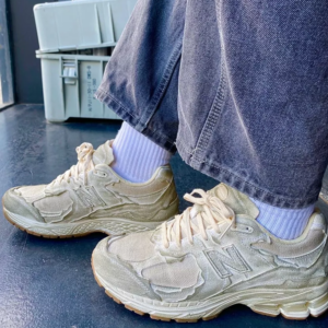 Alternative view of Giày New Balance 2002R 'Protection Pack Distressed' M2002RDG