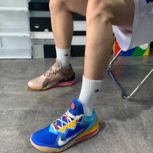 Alternative view of Giày Nike Space Jam x LeBron 18 Low EP 'Wile E. x Roadrunner' CV7564-401
