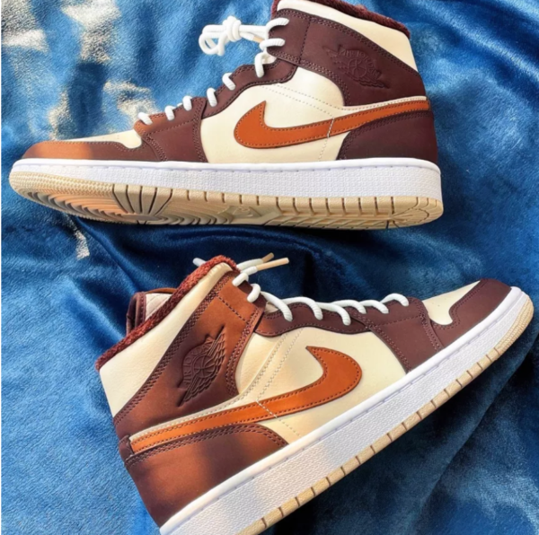 Giày Nike Air Jordan 1 Mid 'Cream Dark Chocolate' DO6699-200 - Hình ảnh 6