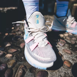 Alternative view of Giày Nike Kyrie 7 'Pale Ivory' CZ0141-100