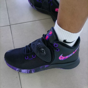 kyrie flytrap 3 fierce purple