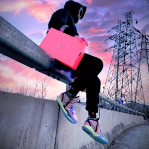 Alternative view of Giày Nike Zoom Kyrie 8 Infinity EP 'Valentine's Day' DH5387-900