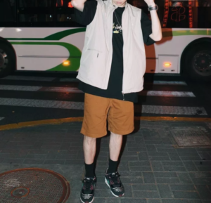 Alternative view of Giày Nike Air Max 90 'Siempre Familia' DO2154-010