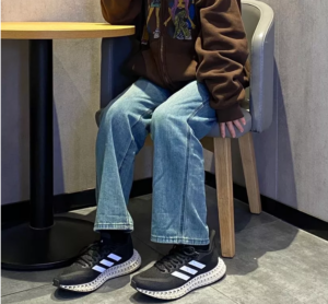 Giay Adidas 4DFWD 2 'Black Carbon' GX9249