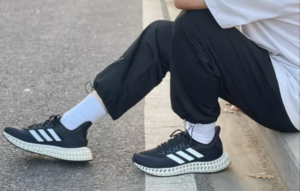 Giay Adidas 4DFWD 2 'Black Carbon' GX9249