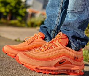 Alternative view of Giày Nike Air Max 97 'City Special Los Angeles' DH0144-800