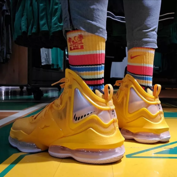 Giày Nike LeBron 19 Hard Hat 'Yellow' CZ0203-700 - Hình ảnh 5