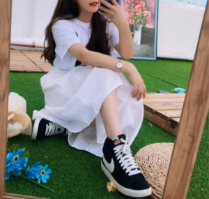 Alternative view of Giày Nike Blazer Mid GS 'Black' DA4672-001