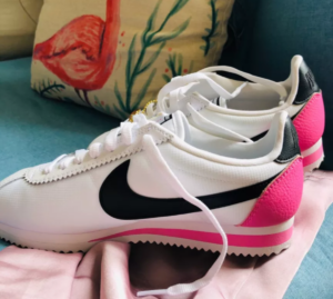 Alternative view of Giày Nike Classic Cortez  'China Rose' 905614-106