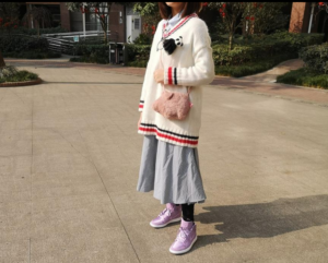 Alternative view of Giày Nike Air Jordan 1 Retro High 'Season Of Her: Orchid' AO1847-550