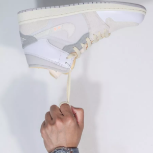 Giay Nike Air Jordan 1 Mid SE Craft Inside Out 'White Grey' DQ3726-100