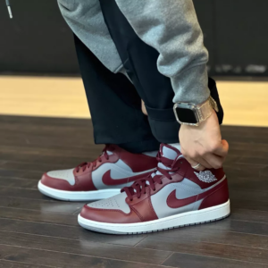 Giay Nike Air Jordan 1 Mid GS 'Team Red' DQ8423-615