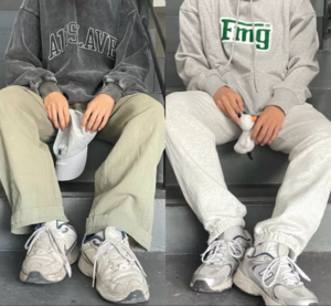 Giay Nike Air Monarch IV 4E Wide 'White' 416355-102