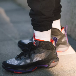 Giay Nike Air Jordan 37 'Raptors' DV0747-065