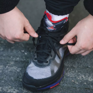 Giay Nike Air Jordan 37 'Raptors' DV0747-065