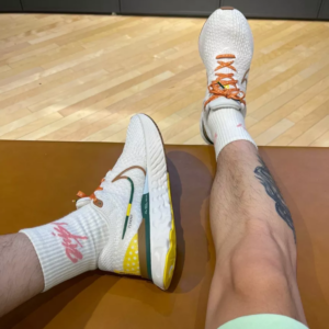 Giay Nike Infinity Run 3 A.I.R. x Hola Lou 'White' DO9496-001