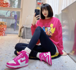 Alternative view of Giày Nike Dunk High 'Pink Prime' DD1869-110