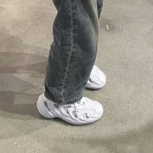 Giay Adidas adiFOM Q 'White Grey' HP6584