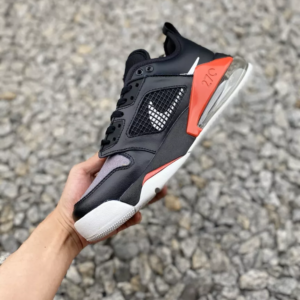 Giay Nike Jordan Mars 270 Low 'Bred' CK1196-001