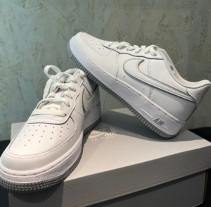 Giay Nike Air Force 1 Low GS 'White Wolf Grey' DX5805-100