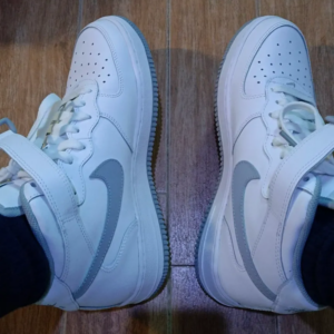 Giay Nike Air Force 1 Mid LE GS 'White Wolf Grey' DH2933-101