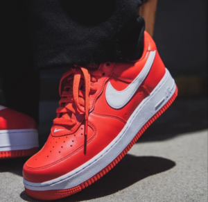 Giay Nike Air Force 1 Low 'Color Of The Month - University Red' FD7039-600