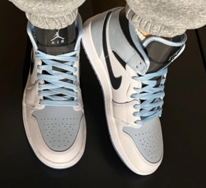 Giay Nike Air Jordan 1 Mid 'Ice Blue' DV1308-104