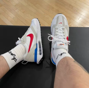 Giay Nike Air Max Dawn 'White Blue Red' DM0013-100