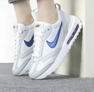 Giay Nike Air Max Dawn 'White Medium Blue' DR2395-100