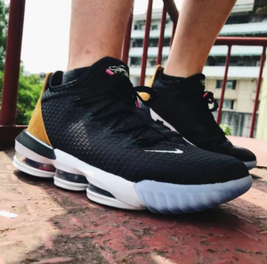 Giay Nike LeBron 16 Low 'Soundtrack' CI2668-001