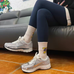 Giay Nike Air Zoom Vomero 5 'Photon Dust Metallic Silver' FD0884-025