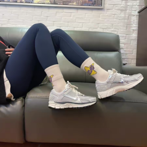 Giay Nike Air Zoom Vomero 5 'Photon Dust Metallic Silver' FD0884-025