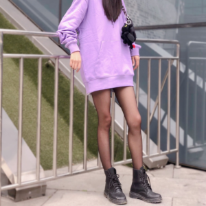 Alternative view of Giày Dr Martens Lexington 'Black' 24144001